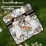Adventure-Ready BLACKDOG Picnic Mat: Waterproof & Cozy Comfort - Image 4